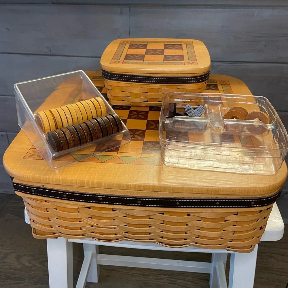 Longaberger Large checkerboard basket & Small tic tac toe basket w/ game pieces - Picture 1 of 16
